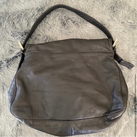 Vintage Fendi Mama Baguette Leather Shoulder Bag - Picture 6 of 15